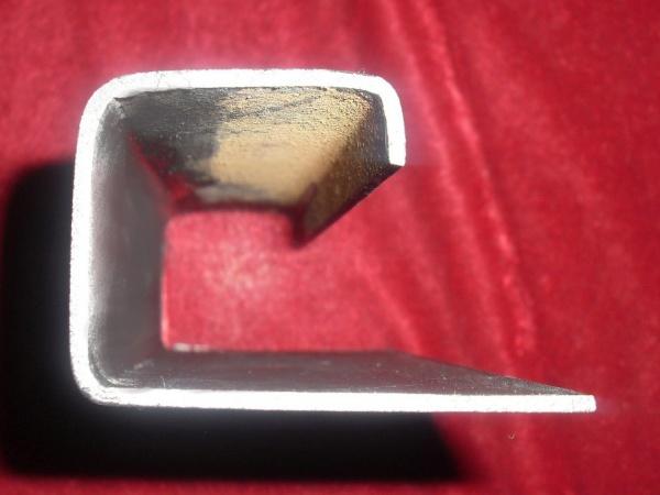 Фото Пробный Р-образный профиль