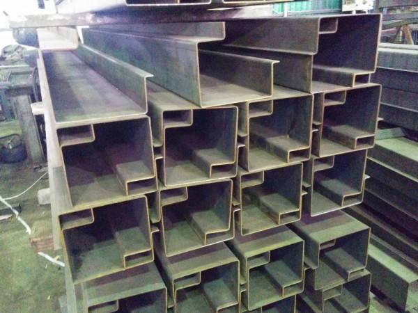 Фото Сложные гнутые профили для поясов блок-модулей