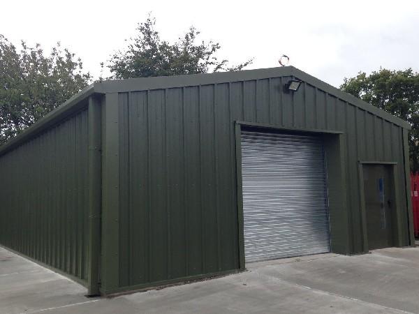 Фото Гараж из сэндвич-панелей