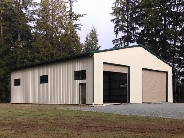 Фото Гараж из сэндвич-панелей