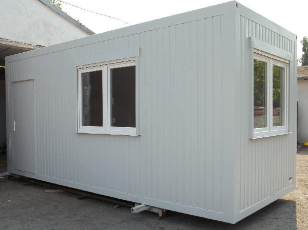 Фото Блок контейнер из сэндвич панелей