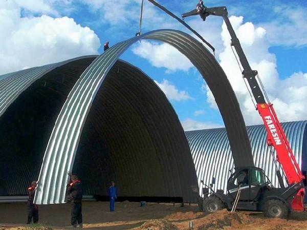 Фото Монтаж арки ангара