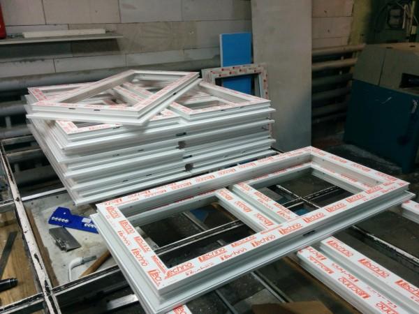 Фото Элементы оконных рам 1160х1160 мм