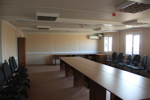 Фото Переговорная в штабе строительства