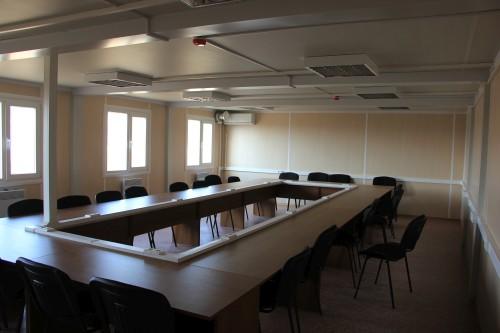 Фото Переговорная в штабе строительства