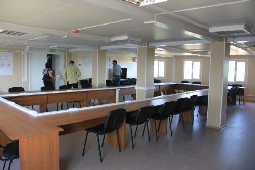 Фото Комната для совещаний в штабе строительства