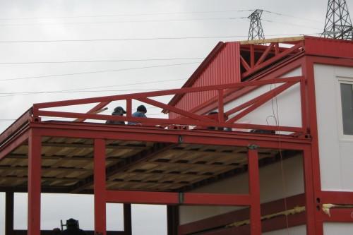 Фото Завершение монтажа кровли