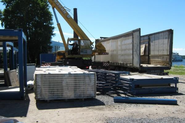 Фото Комплектующие: стеновые панели и фермы кровли