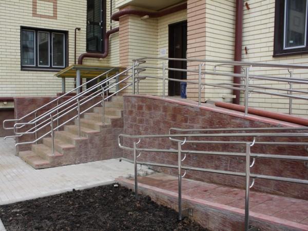 Фото Примыкание труб на пандусе