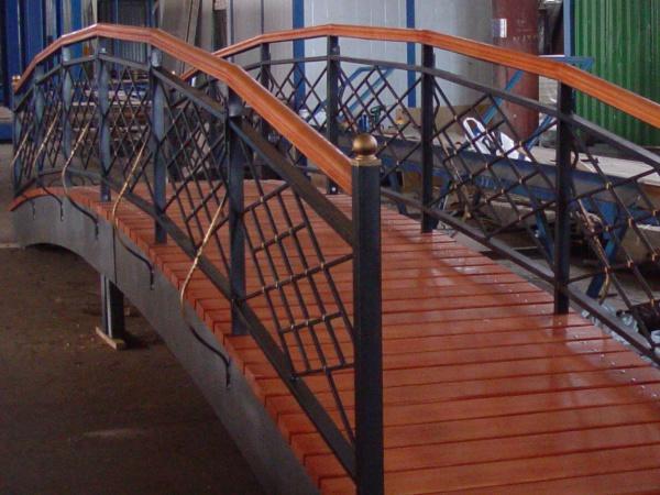 Превью Мостик для парка